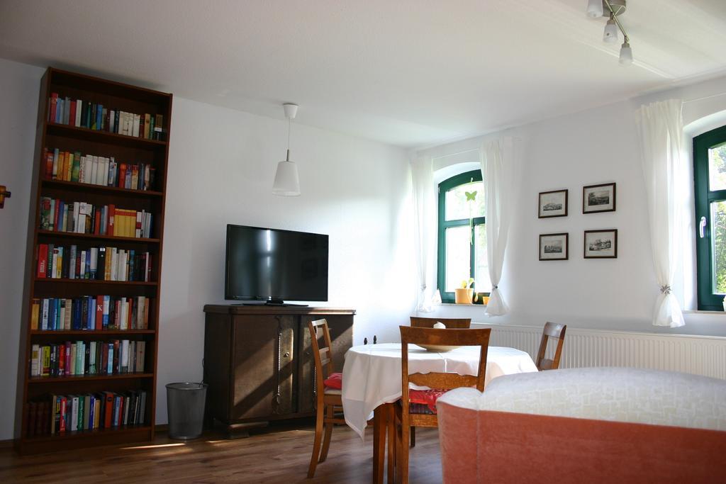 Apartment Jakobsweg Gbr Weißenfels Chambre photo