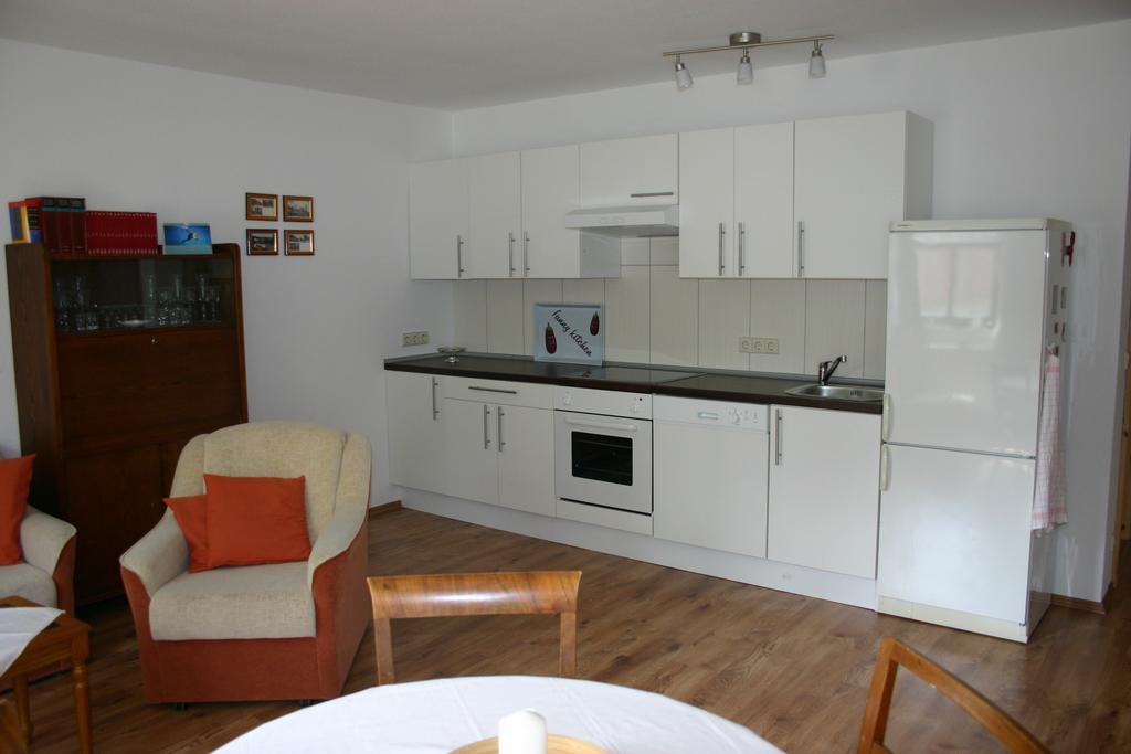 Apartment Jakobsweg Gbr Weißenfels Chambre photo